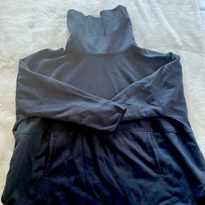 North Face Oversized Pullover